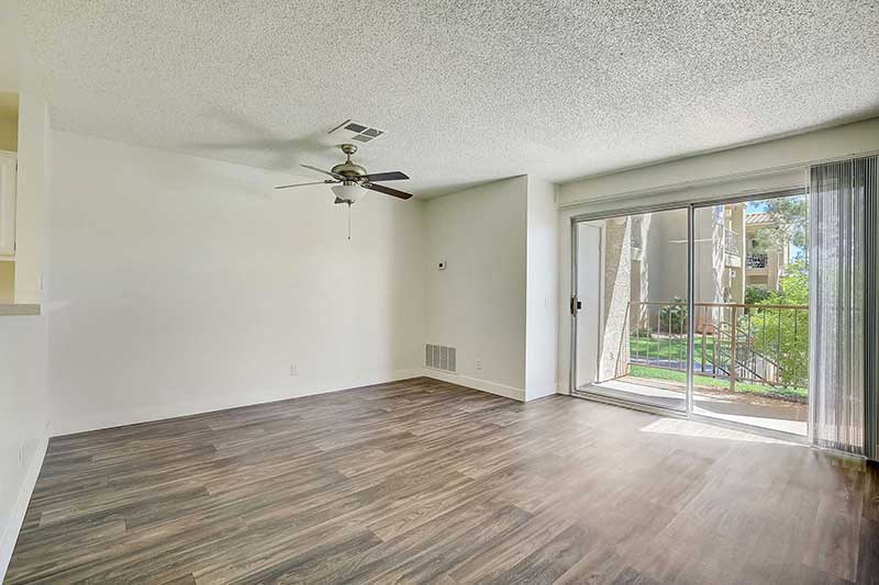 Pines Apartments livingroom entrance